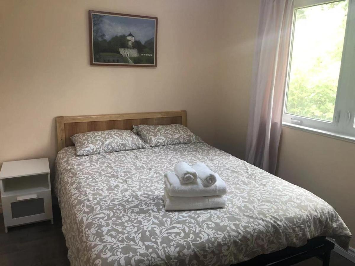 Cozy 3 Bungalow In Midtown